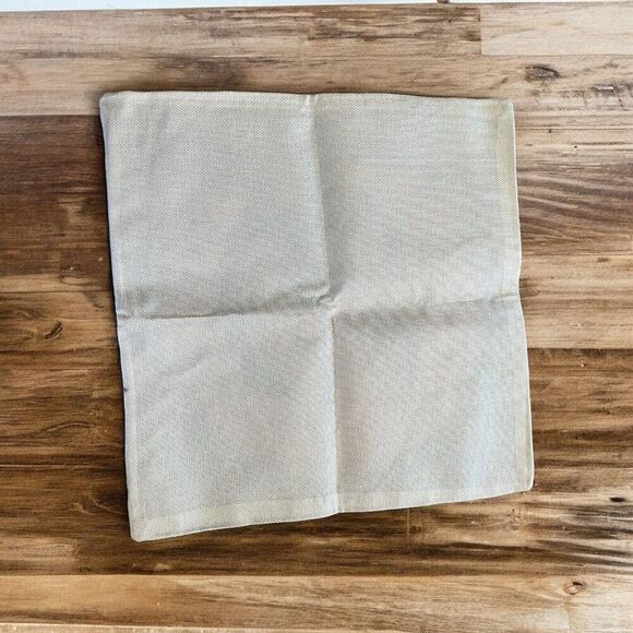 One Pillow Cover 18" x 18" Halloween Witch "Something wicked comes this way" - Picture 2 of 2